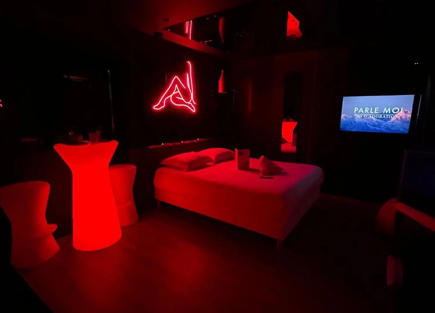 Paradise Sauna Annecy Proche Du Chateau 0*,  France